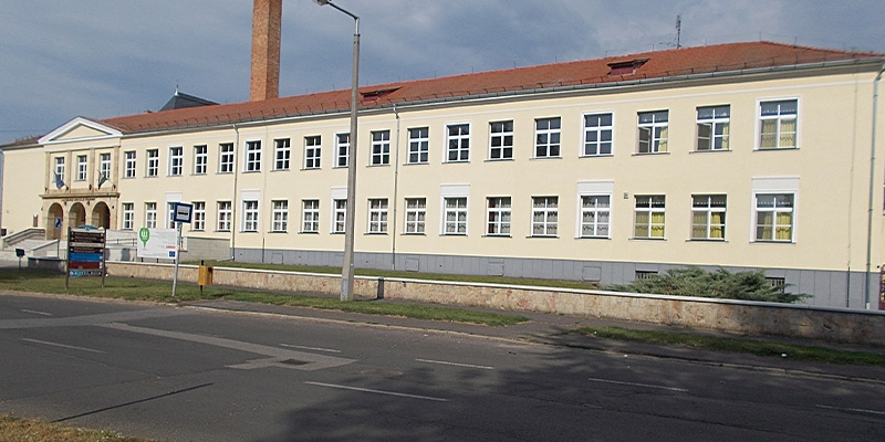 Gimnázium épülete